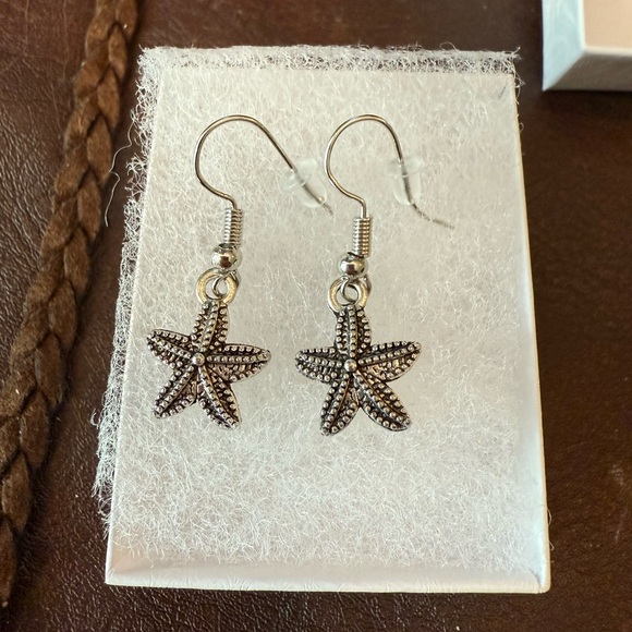 Handmade Silver Starfish Dangle Earrings - Picture 1 of 1